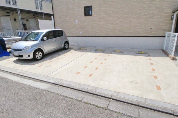 フォンターナ・コートの物件内観写真